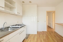 Aardbisschop Romerostraat 332  Utrecht 036.jpg